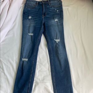 Hollister jeans